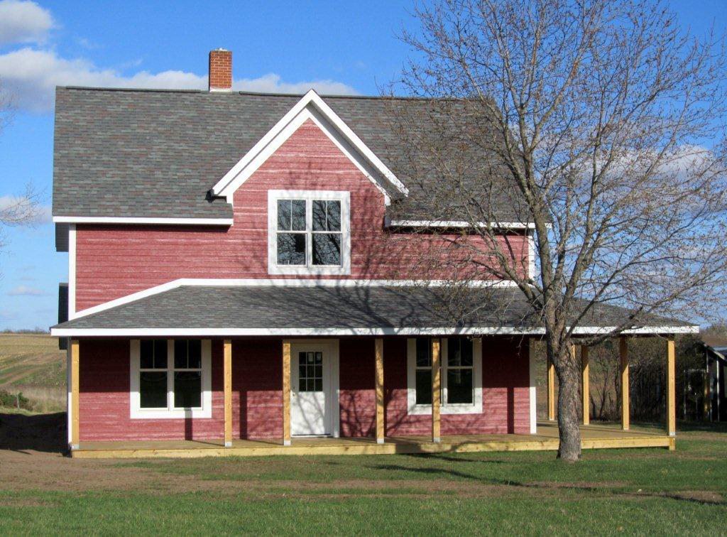 Diamond Kote® - Home Transformations - Rooster Red Farmhouse - After Diamond Kote® - Home Transformations - Rooster Red Farmhouse - After
