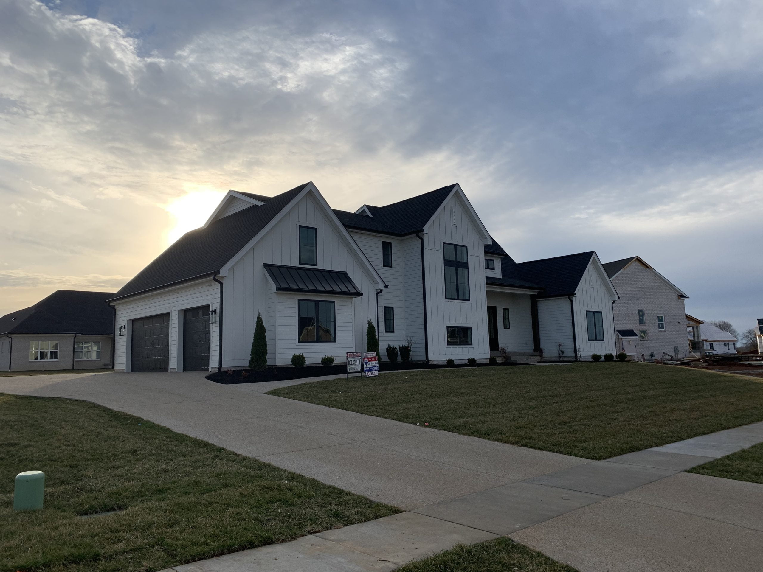 white modern farmhouse